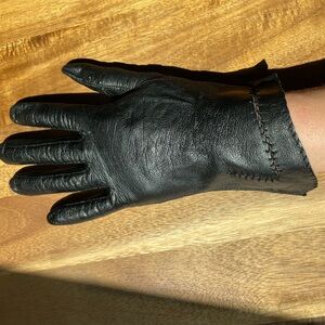 Vintage Black Leather Gauntlet Glove